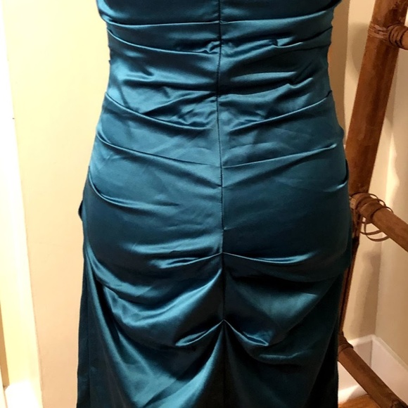 Ruched Green Fitted Dress Small - Picture 4 of 7